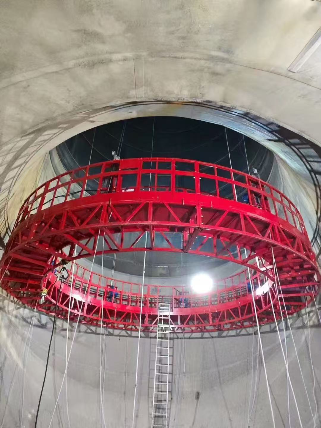 煙囪吊籃
